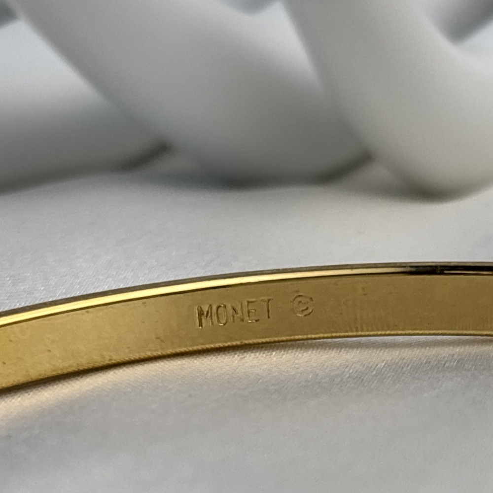 Vintage 80s‎ Monet Diamond Cut Brushed Bangle Gold Tone Bracelet Minimalist - Picture 5 of 11